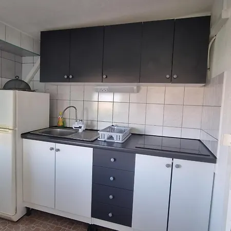 Seso Apartment *